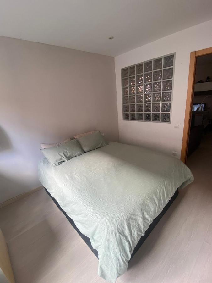 Cozy Apartment At A Great Location! Оспиталет де Лобрегат Екстериор снимка